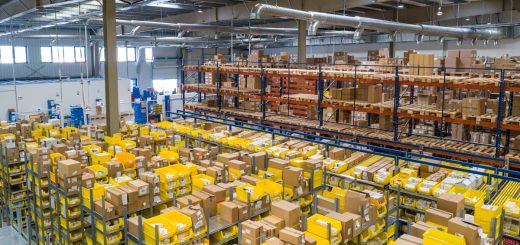 Manajemen supply chain dan logistik gudang modern di Indonesia
