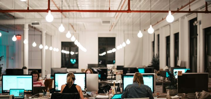 AI Productivity for Operations Teams training untuk meningkatkan efisiensi operasional bisnis modern