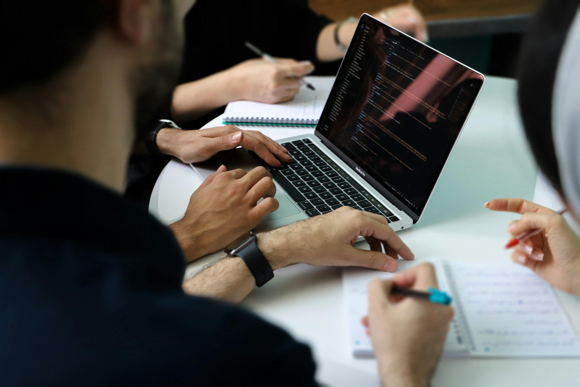 Workshop AI Strategy for Business Leaders: pimpinan bisnis menyusun roadmap adopsi AI